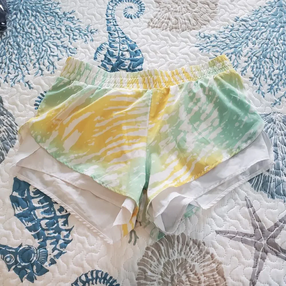 🔥 Fabletics Latrice Short Yellow Green Tie Dye Print Shorts Medium Athletic - Picture 5 of 16